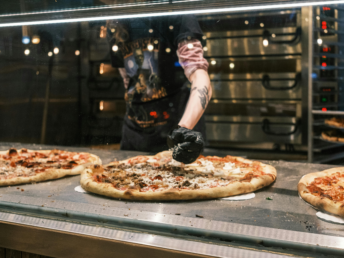 Pizza shops and fast casual restaurants